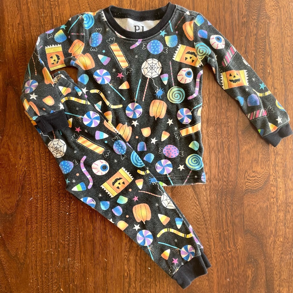 The Children's Place Halloween Pajamas 18-24 Months
